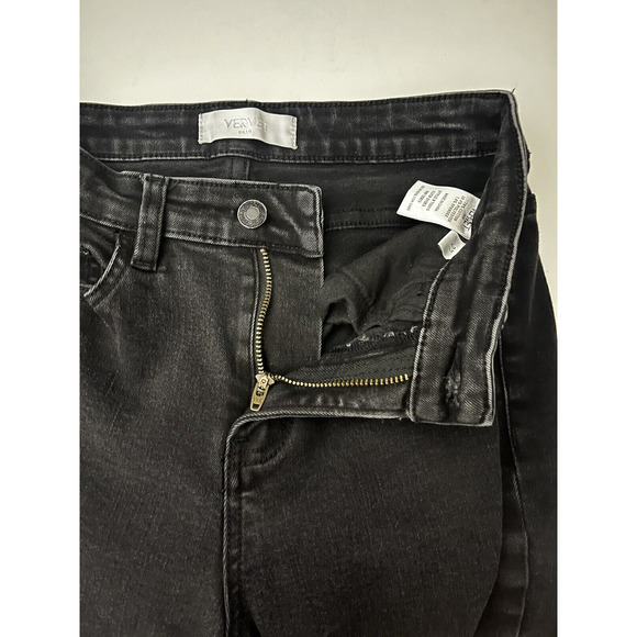 Vervet High Rise Straight Leg Crop Jeans Raw Hem Black Distressed Size 27 - Picture 7 of 11
